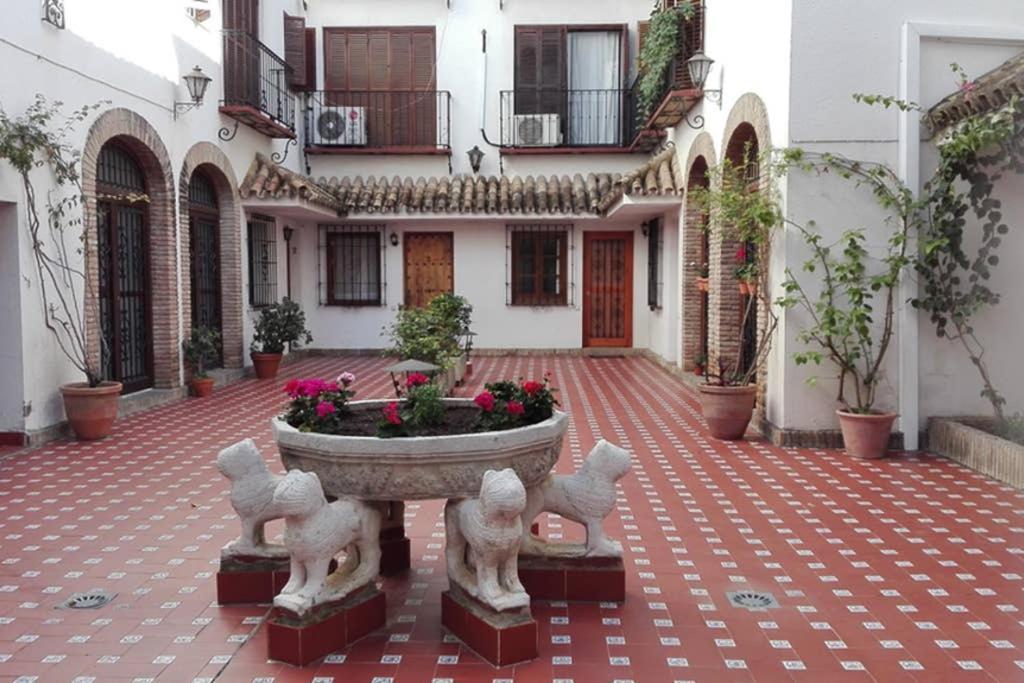 1 Minute From Cathedral. Feel The Heart Of Sevilla Exterior foto